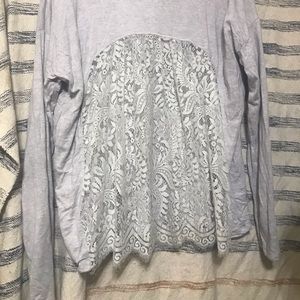 Really pretty lace back top!
